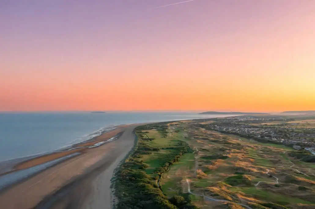 Drohnenblick auf Burnham & Berrows Golf Club