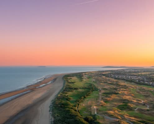 Drohnenblick auf Burnham & Berrows Golf Club