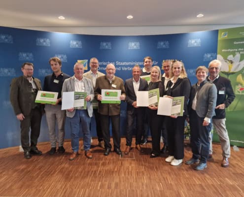 Die Ausgezeichneten beim Blühpakt Bayern