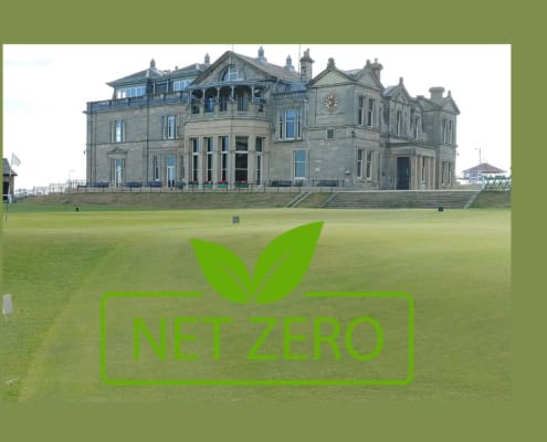 Das Clubhaus des R&A und Grün 18 des Old Course