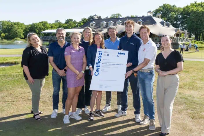 Gruppenfoto anlässlich der ISO-Zertifizierung der Dutch Ladies Open