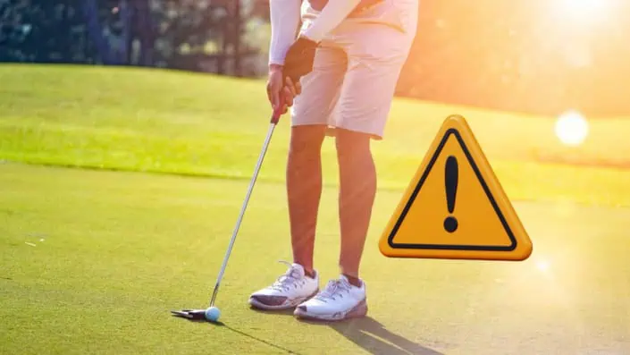 Golfer with heat warning