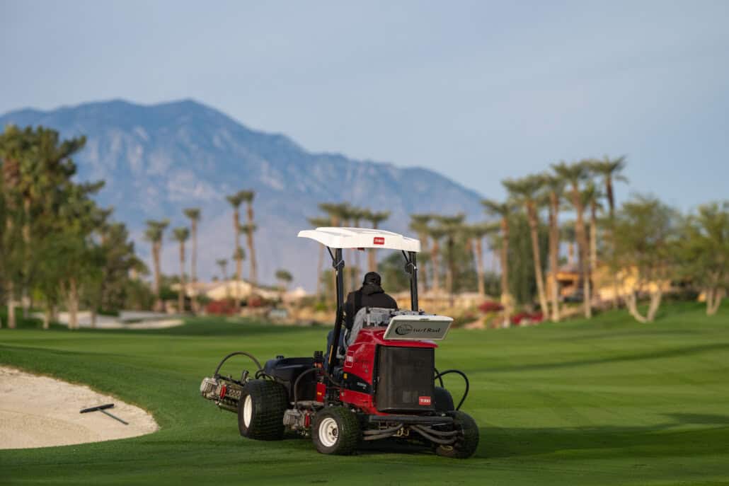 Turfrad sensor for greenkeeping