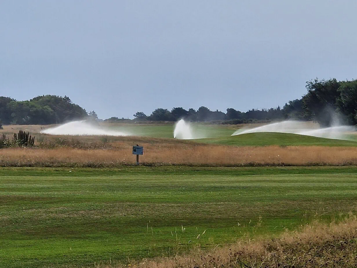 Beregnung auf einem Golfplatz - Golf Sustainable -copyright Petra Himmel